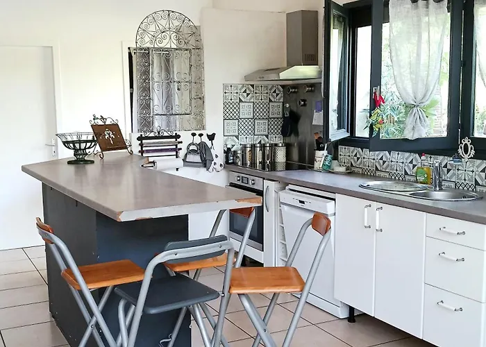 Дом отдыха Chez Nathou *